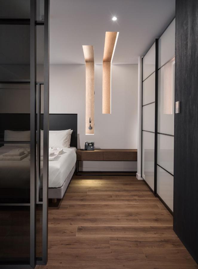 Ivis 4 Boutique Hotel Athena Bagian luar foto