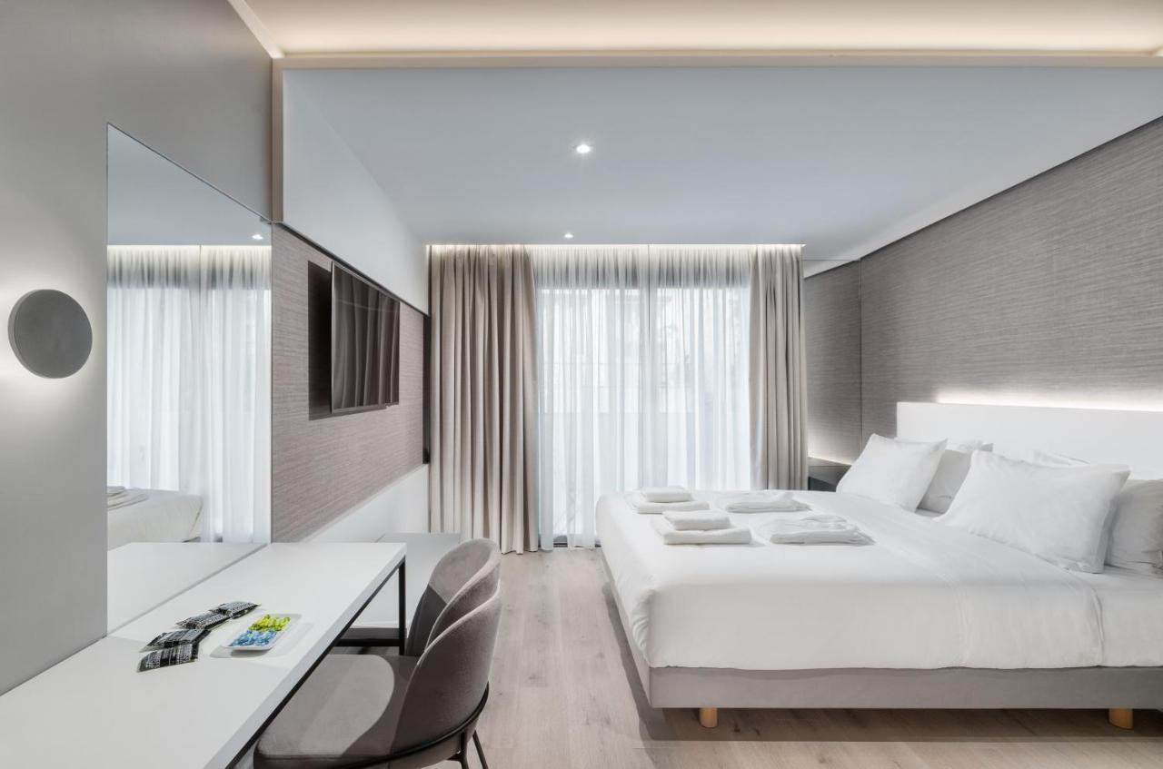 Ivis 4 Boutique Hotel Athena Bagian luar foto