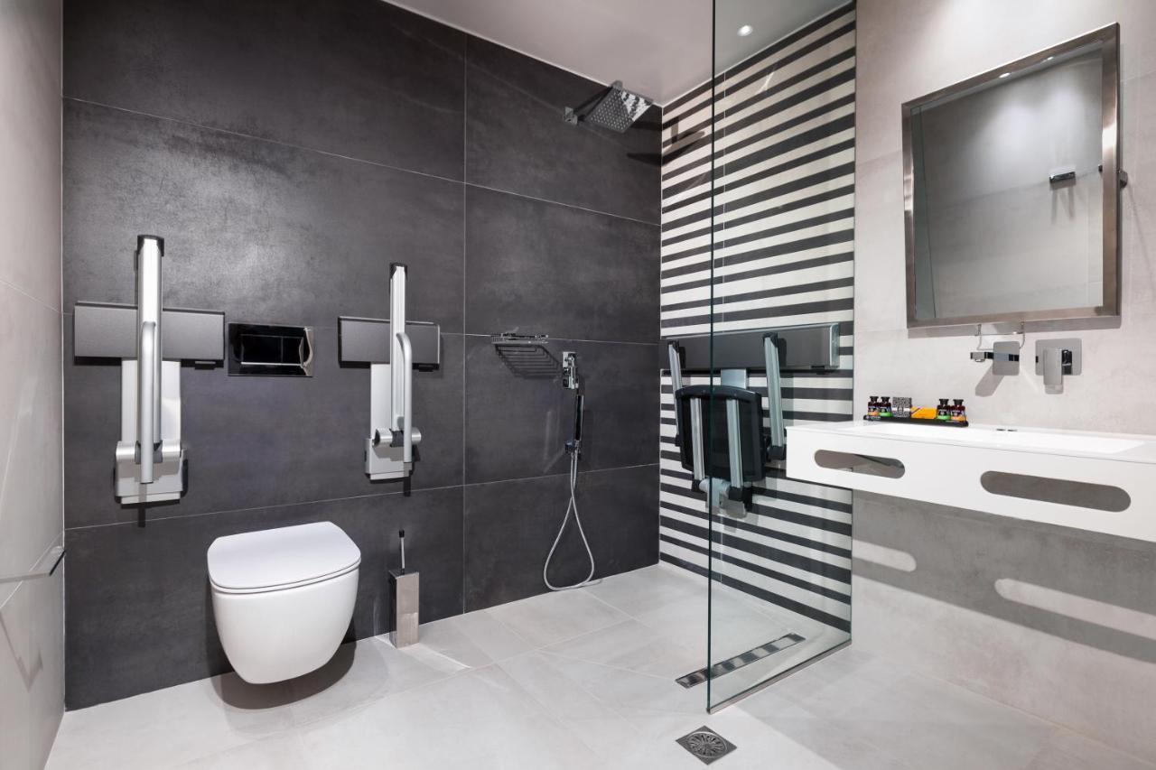 Ivis 4 Boutique Hotel Athena Bagian luar foto